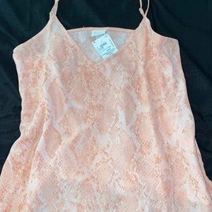 Pink tank top, Size: Medium